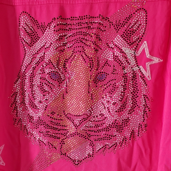 Moving‎ Forward Designs Stars Rhinestone Shirt. - Picture 5 of 14